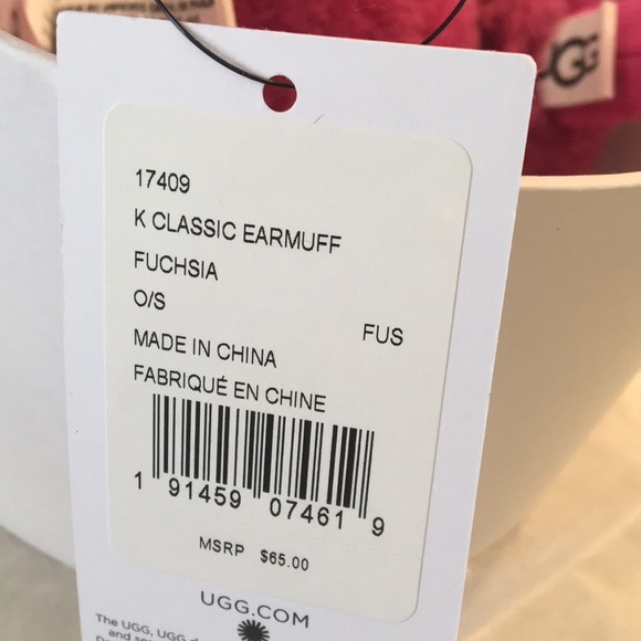 UGG YOUTH CLASSIC EARMUFFS IN FUSCIA NWT - Picture 3 of 6
